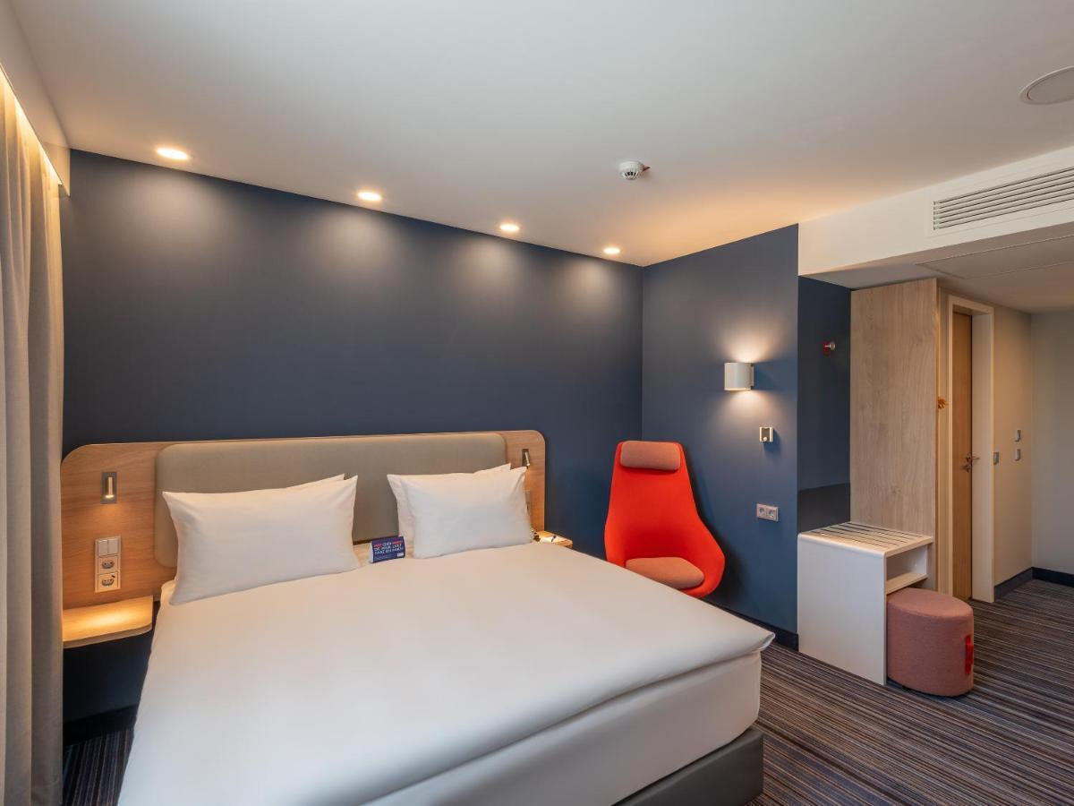 Holiday Inn Express - Hamburg South A7-As42 By Ihg 埃格斯托夫 外观 照片