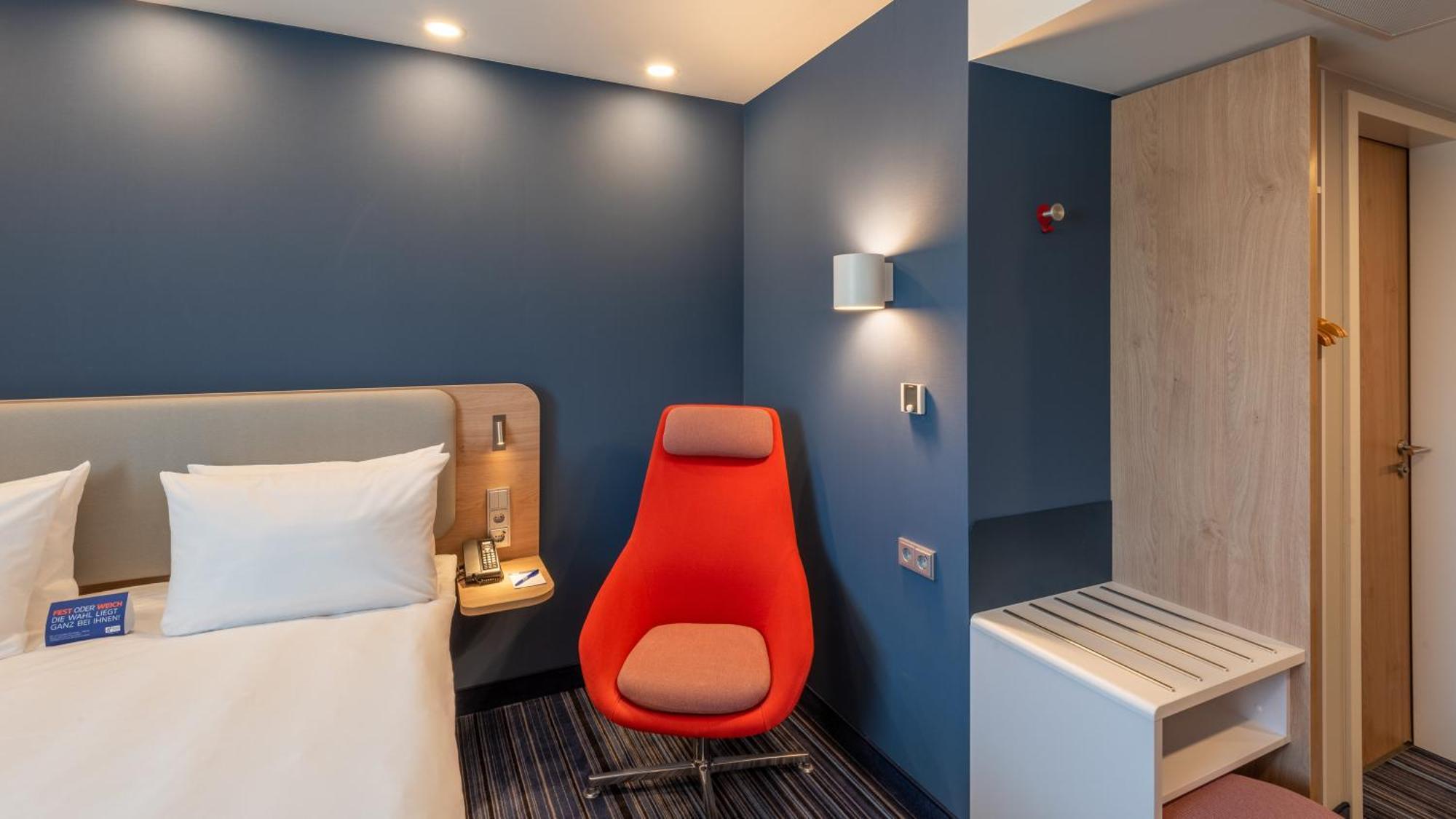 Holiday Inn Express - Hamburg South A7-As42 By Ihg 埃格斯托夫 外观 照片