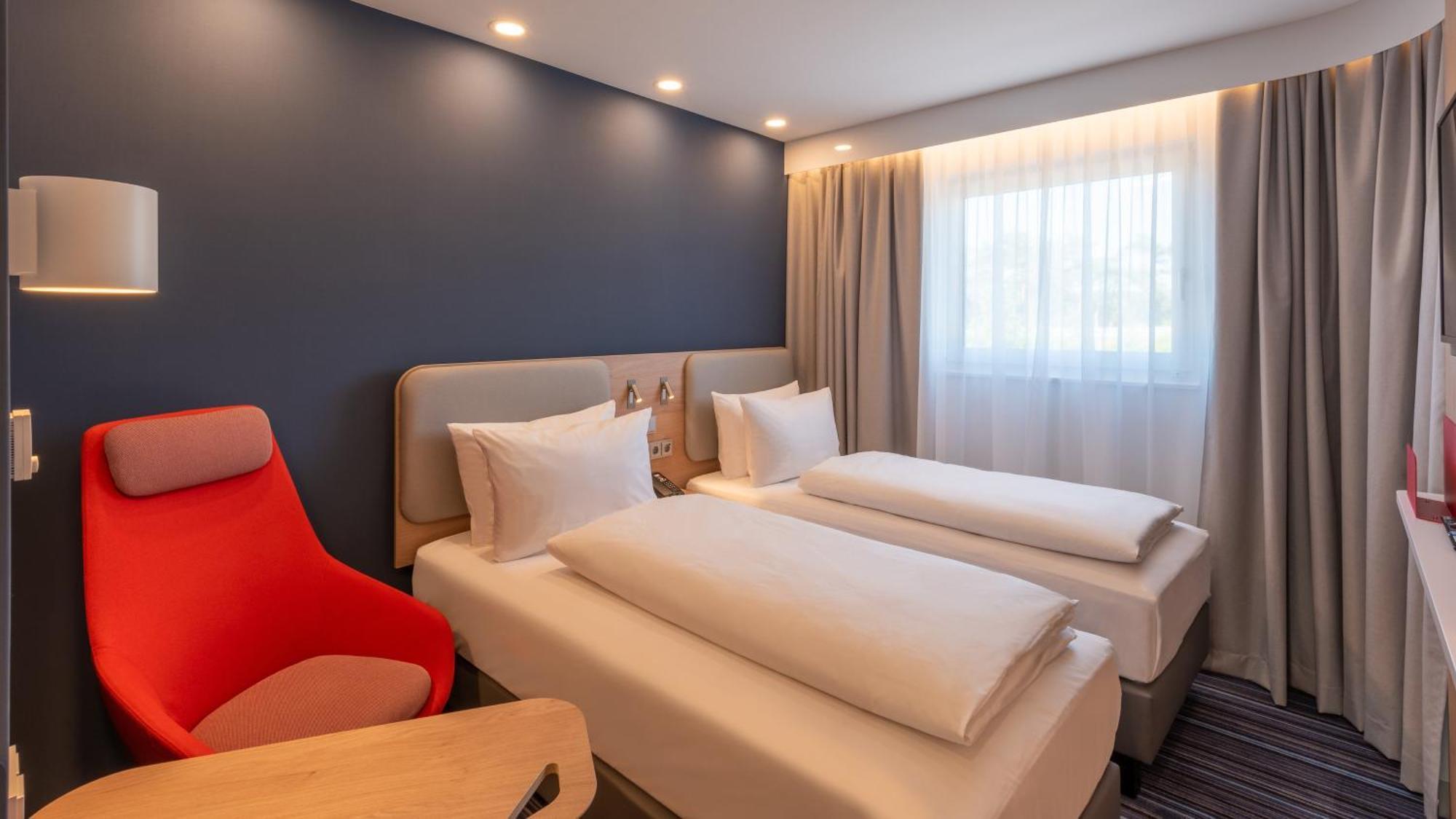 Holiday Inn Express - Hamburg South A7-As42 By Ihg 埃格斯托夫 外观 照片