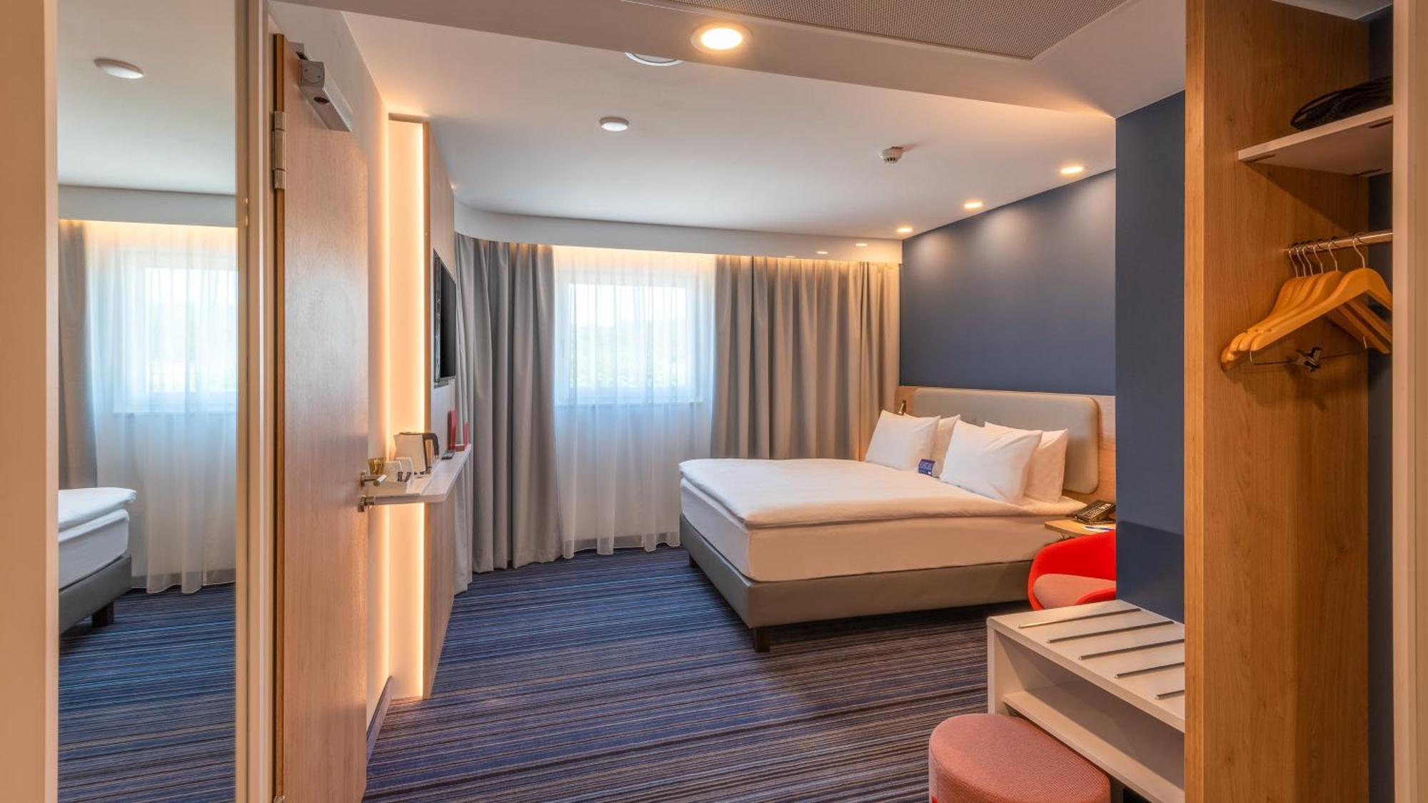 Holiday Inn Express - Hamburg South A7-As42 By Ihg 埃格斯托夫 外观 照片
